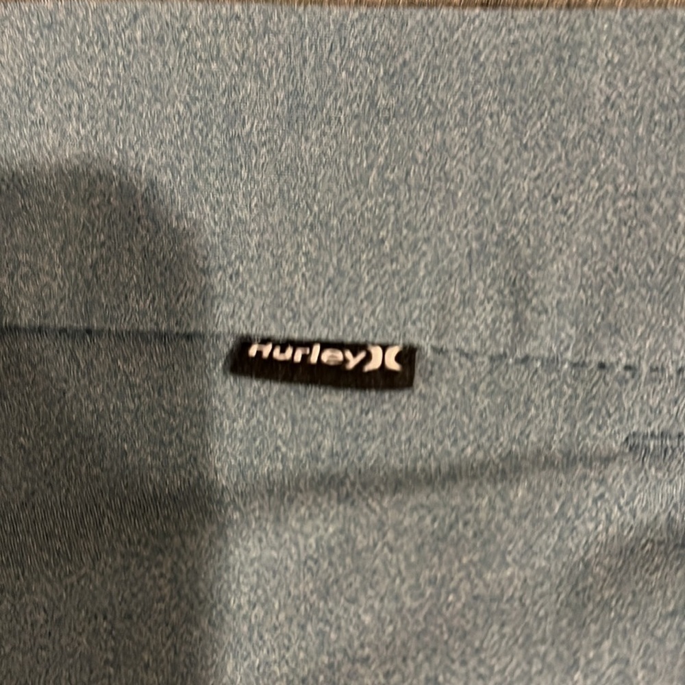Men's Hurley shorts size 36. Like brand new!! - Picture 2 of 7